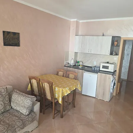 Apartments Dani Pomorie Exterior photo